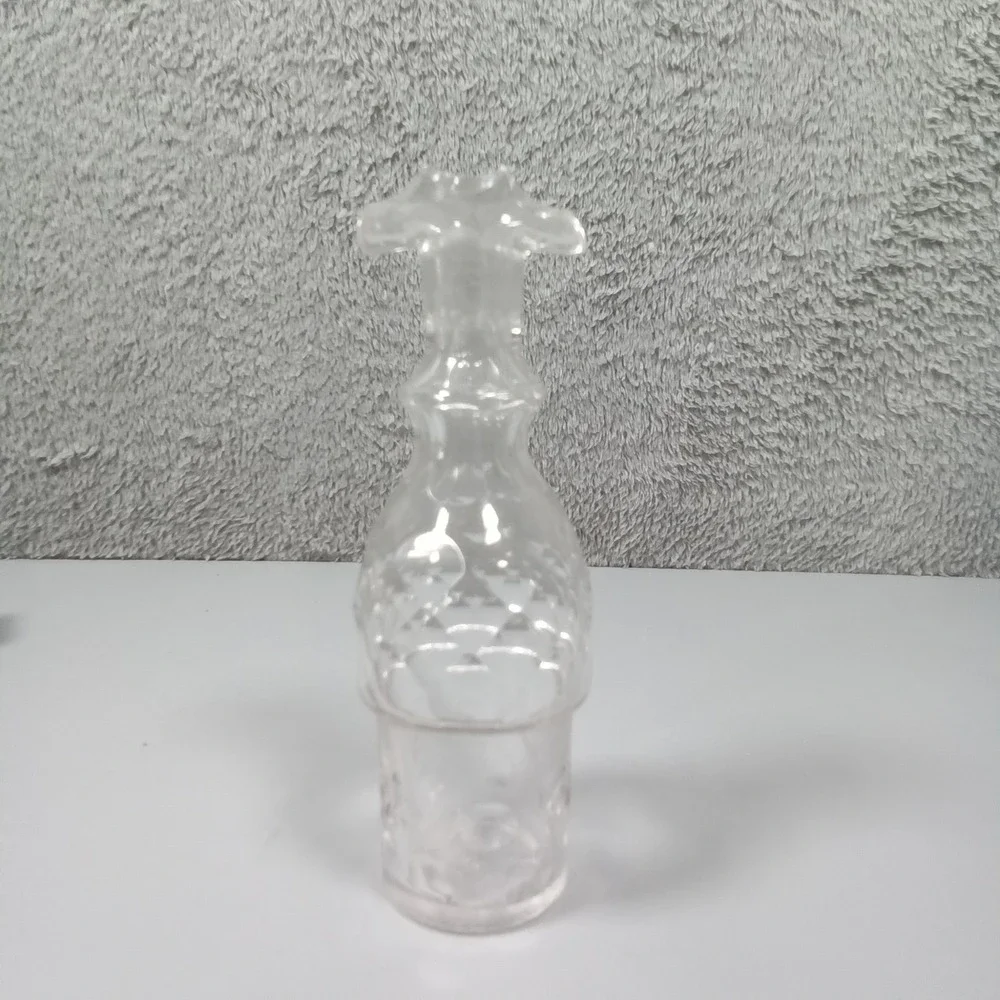 Vintage Clear‎ Pressed Glass Bud Vase Ruffled Rim Diamond Pattern 6.5 Inch